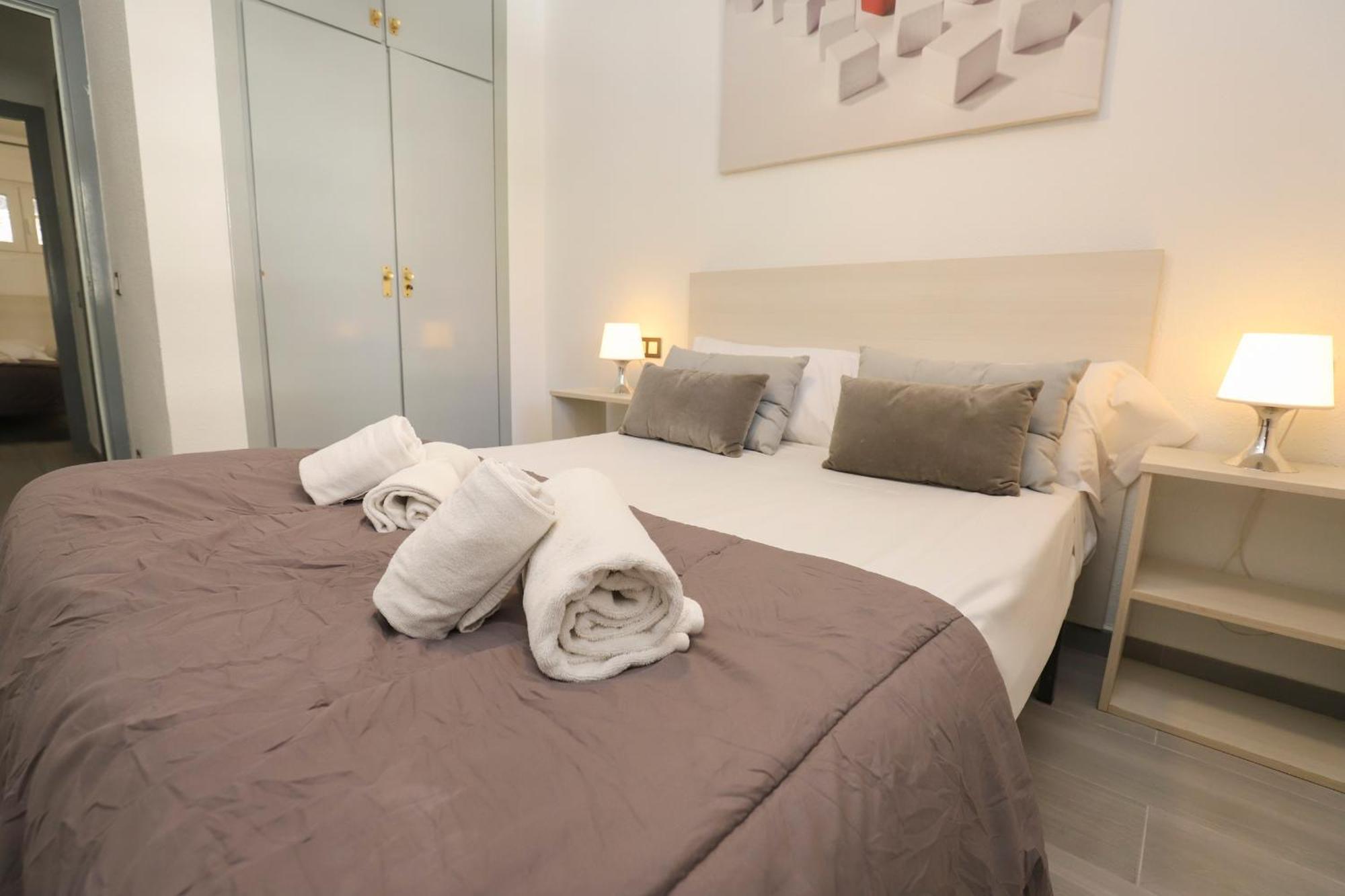 Ferienwohnung DIFFERENTFLATS Argenta Salou Exterior foto